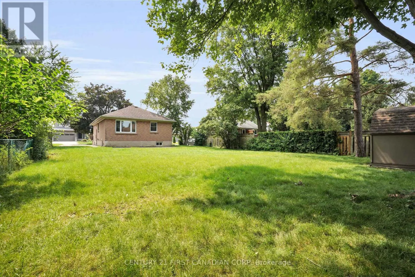 UPPER - 638 TENNENT AVENUE, #Upper