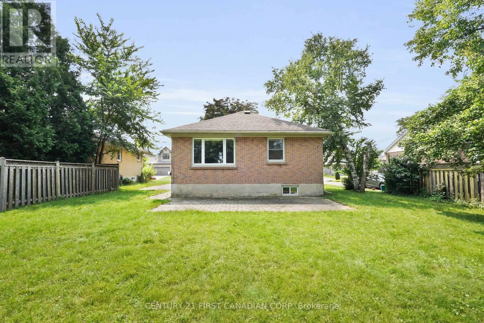 UPPER - 638 TENNENT AVENUE, #Upper