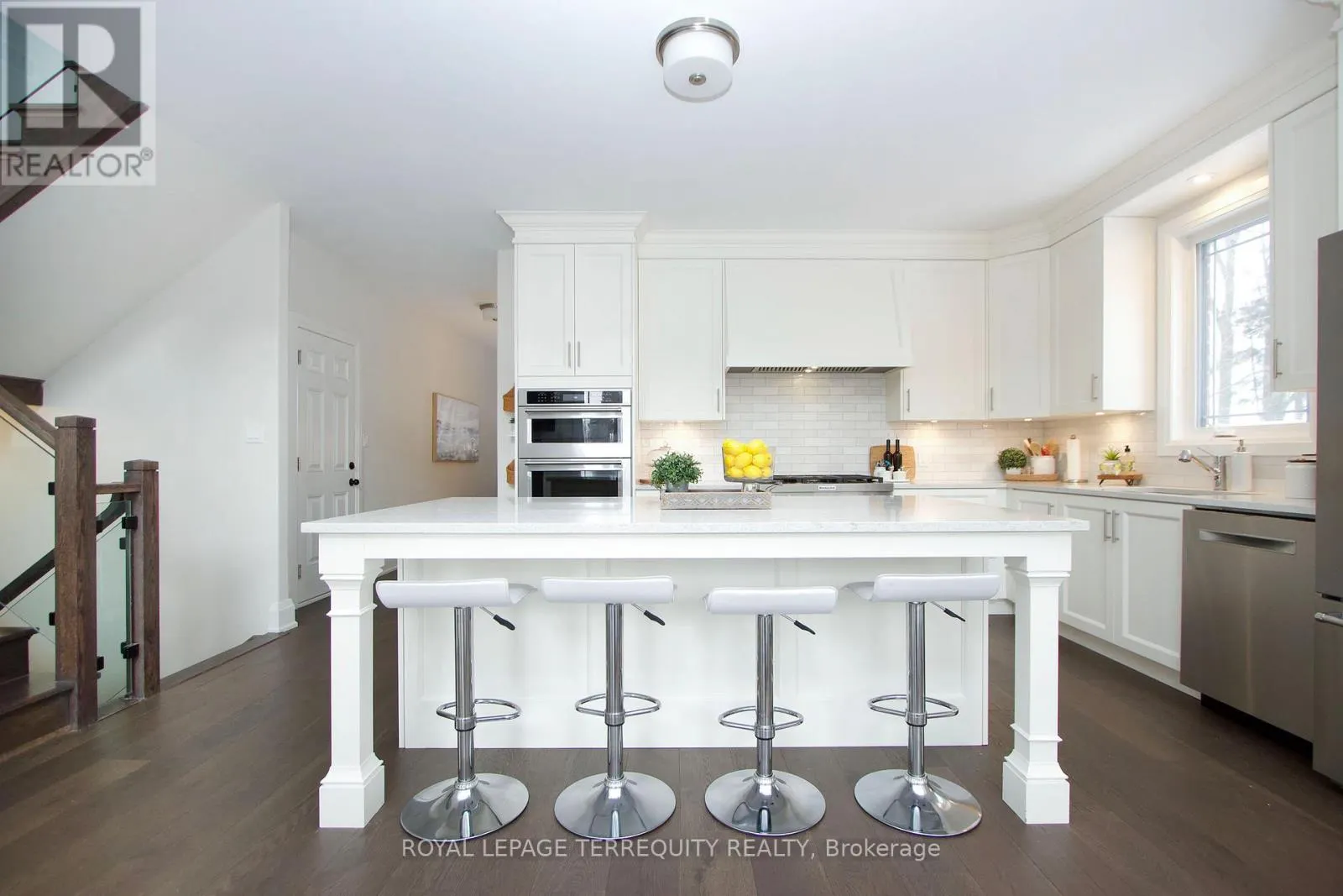 F - 435 ORCHARD AVENUE