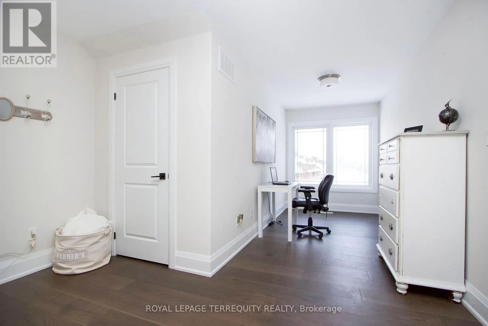 F - 435 ORCHARD AVENUE