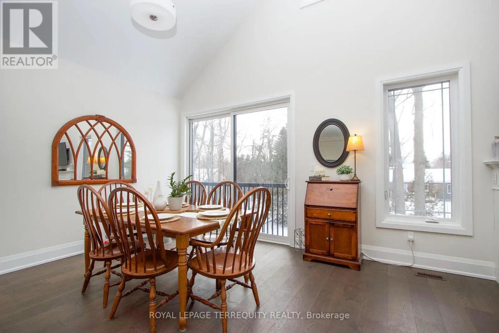 F - 435 ORCHARD AVENUE