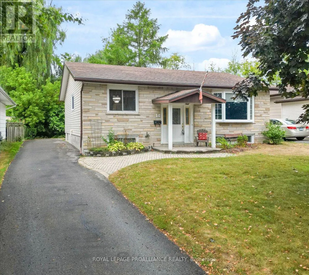 14 CONNOLLY AVENUE