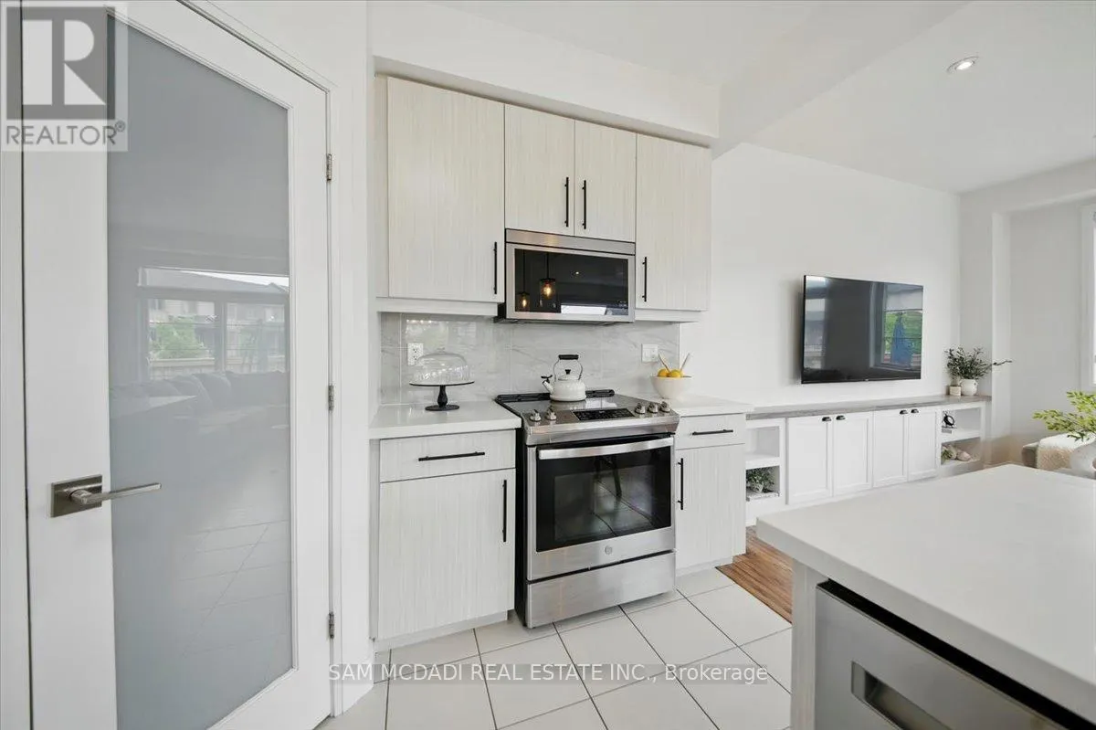4 ROULEY LANE