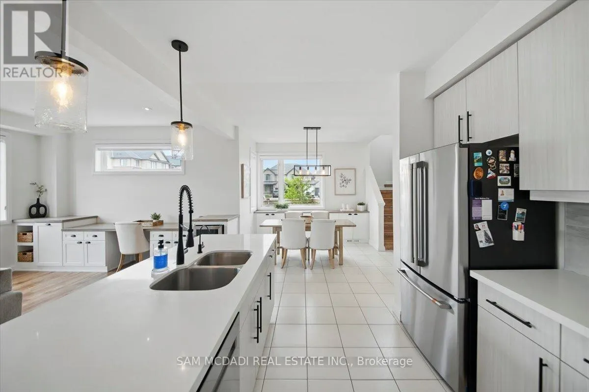 4 ROULEY LANE