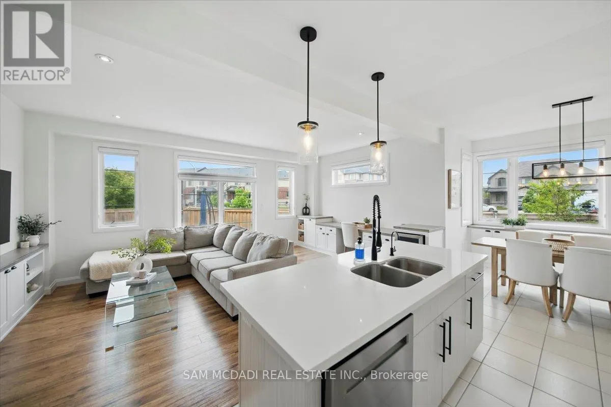 4 ROULEY LANE