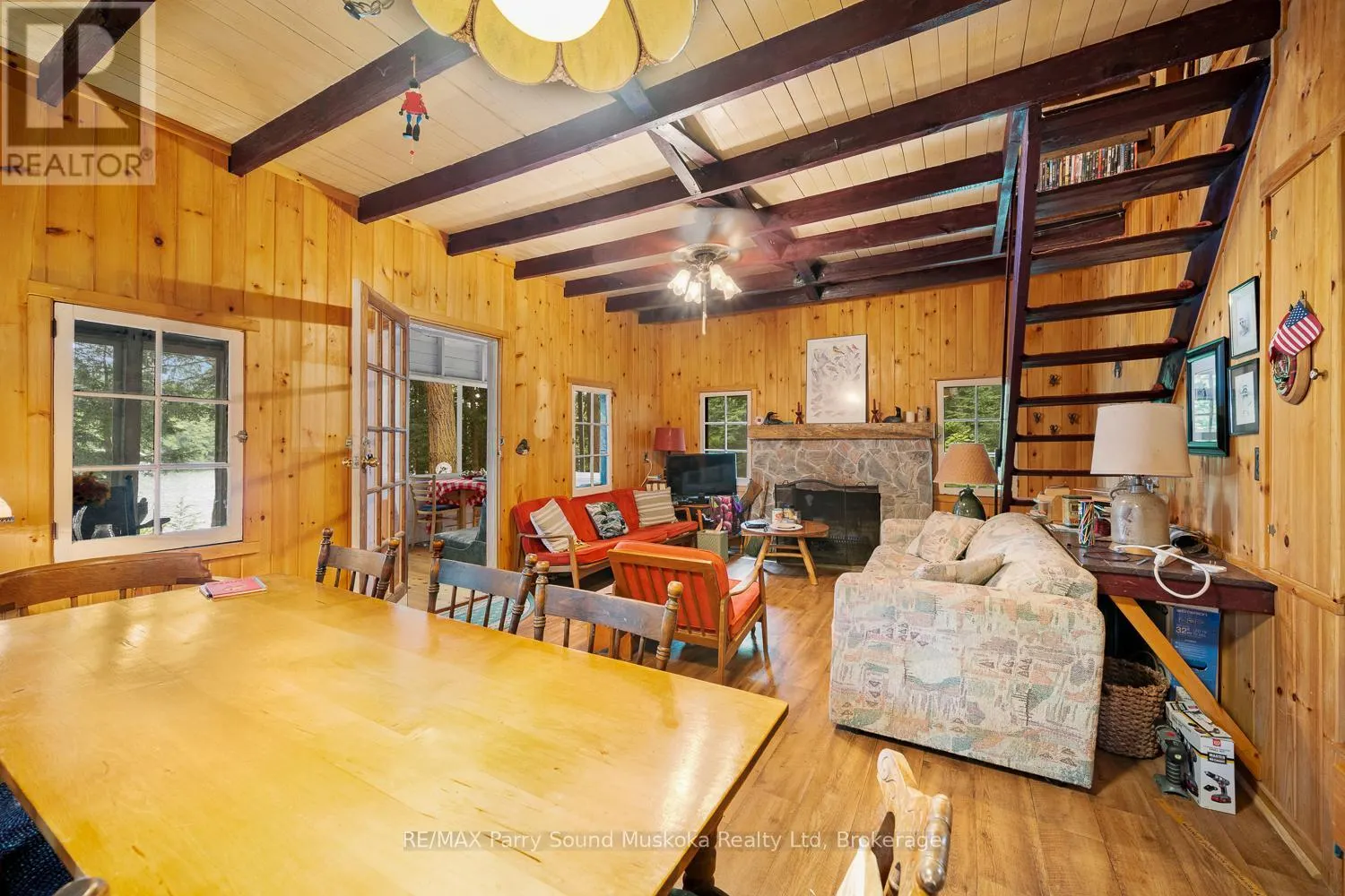 897 172 WA HORSESHOE LAKE