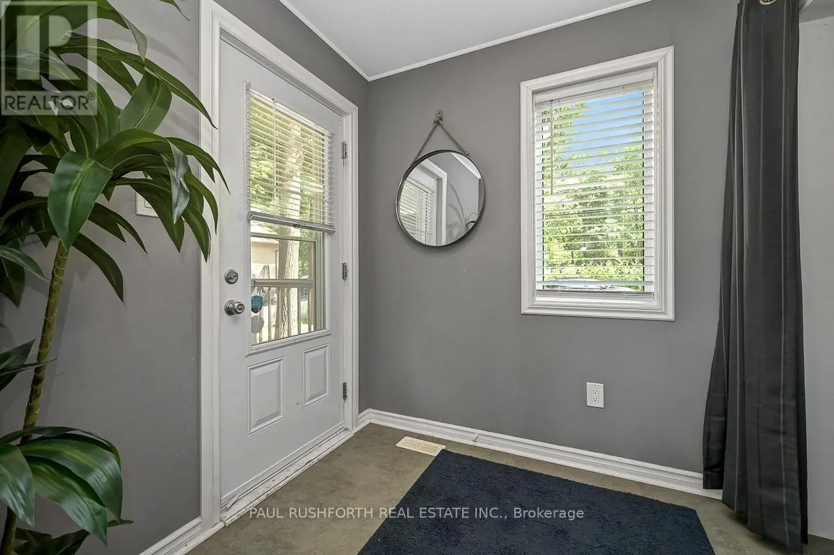 728 BAYVIEW DRIVE