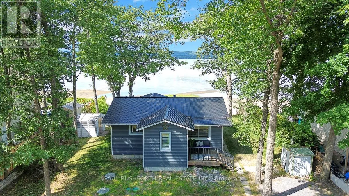 728 BAYVIEW DRIVE