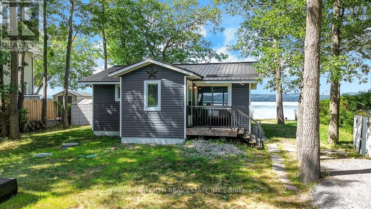 728 BAYVIEW DRIVE