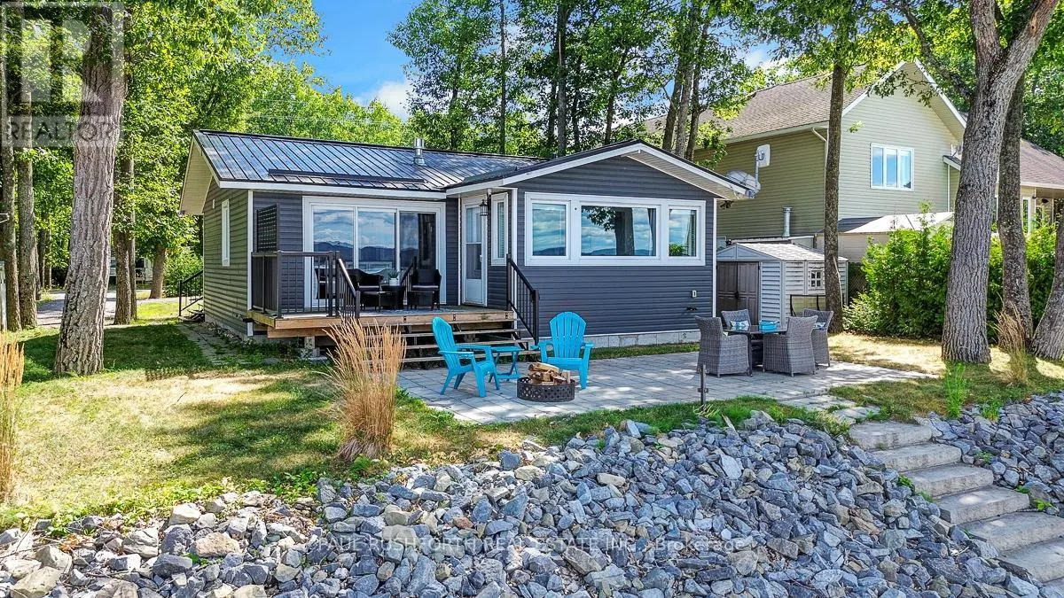 728 BAYVIEW DRIVE