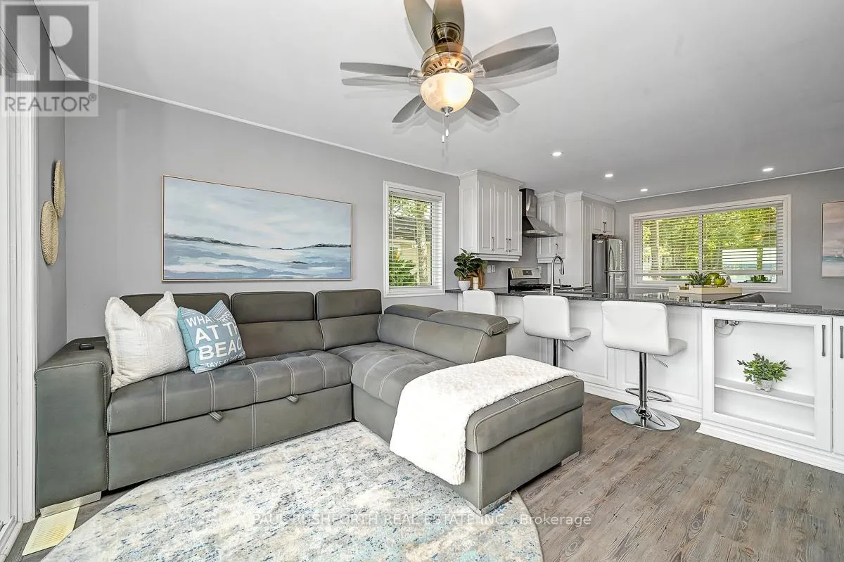 728 BAYVIEW DRIVE