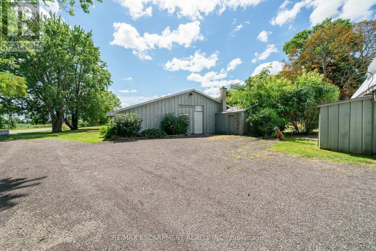 226 CARLUKE ROAD E