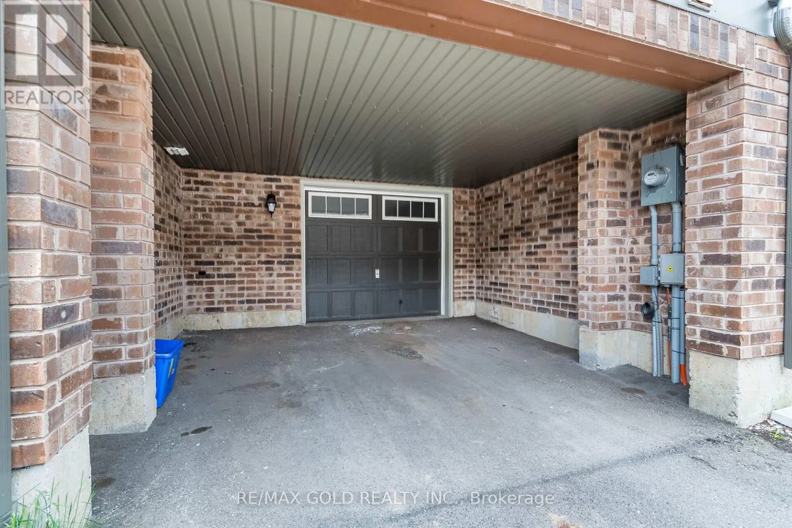 436 LINDEN DRIVE