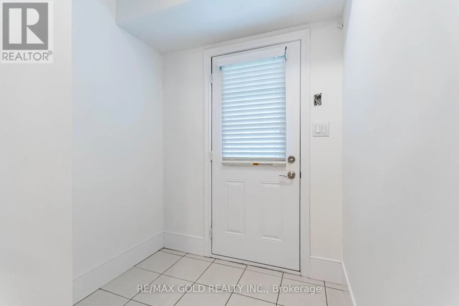 436 LINDEN DRIVE