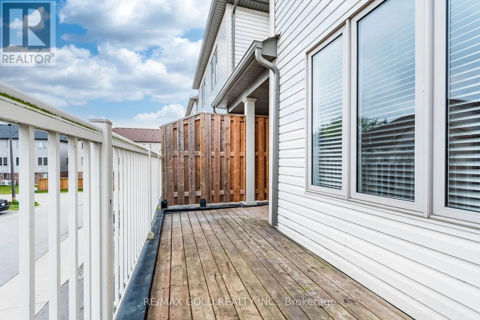 436 LINDEN DRIVE