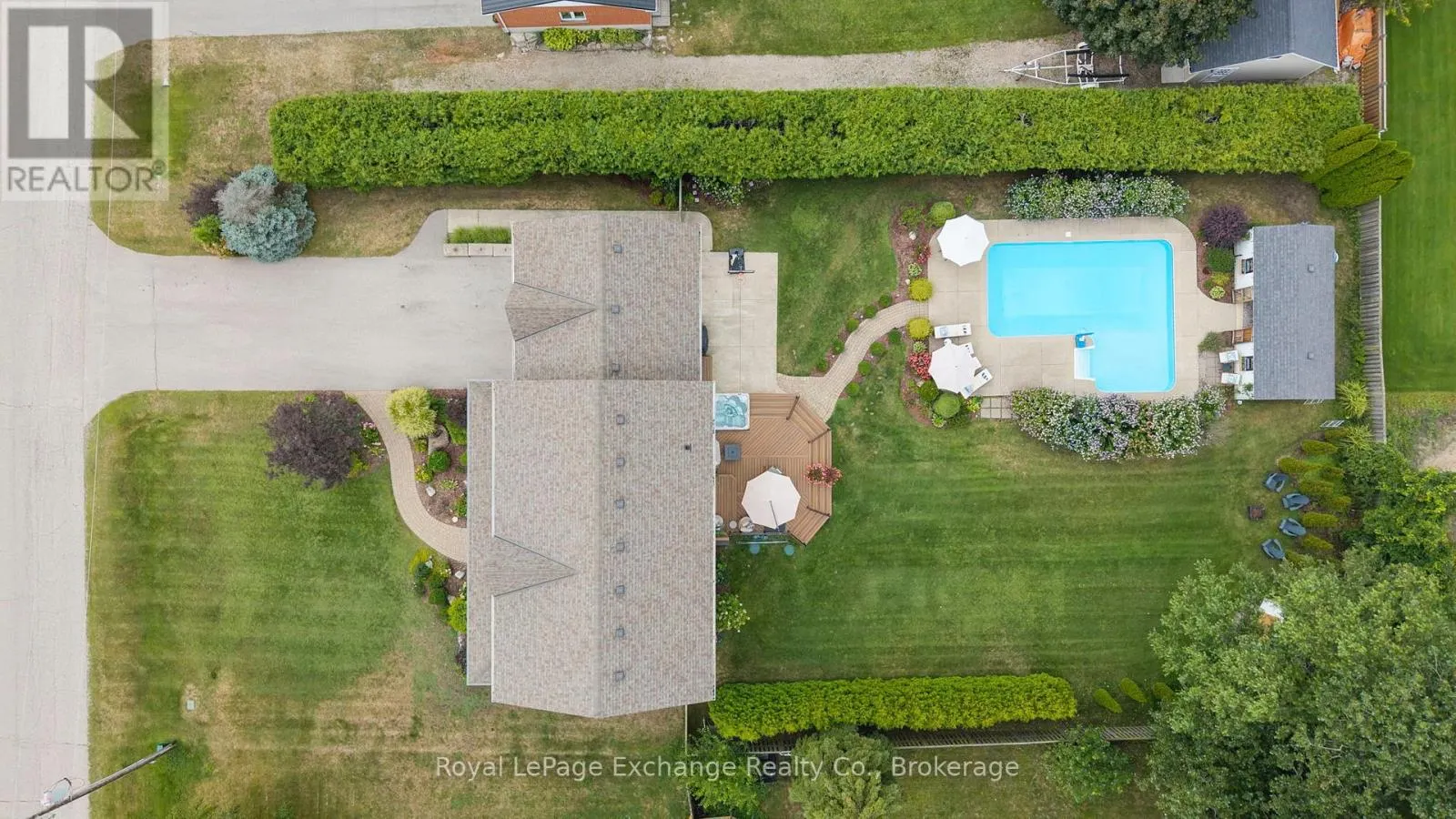 985 HERITAGE DRIVE