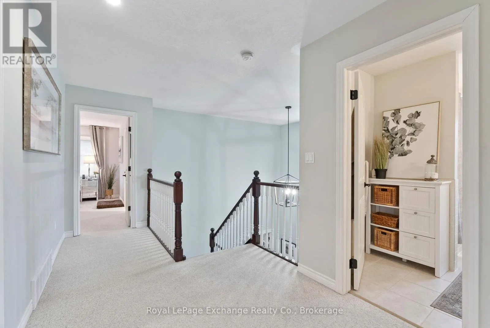 985 HERITAGE DRIVE