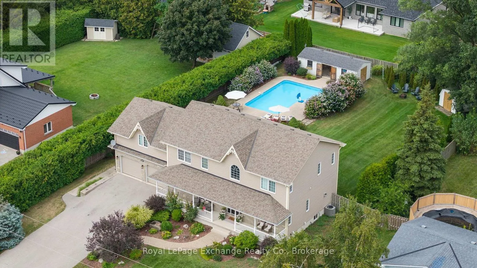 985 HERITAGE DRIVE