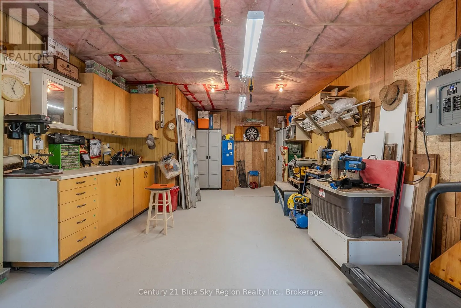 1500D PENINSULA ROAD