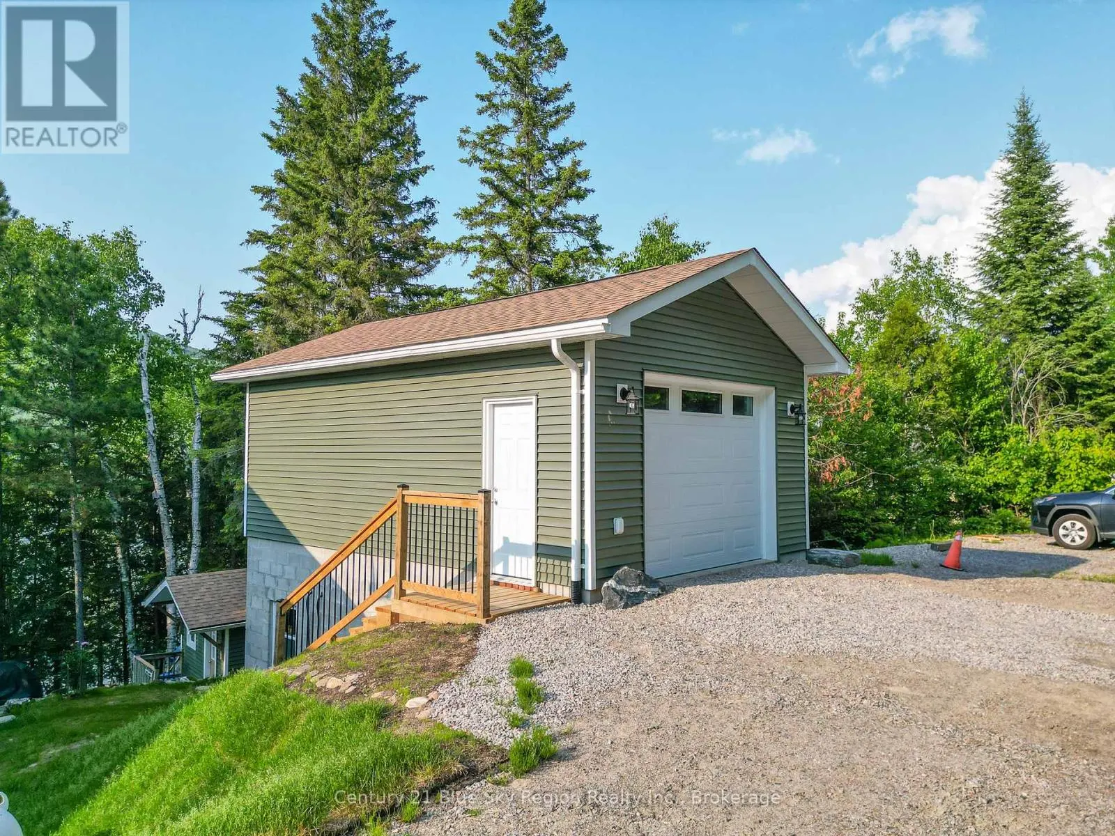 1500D PENINSULA ROAD