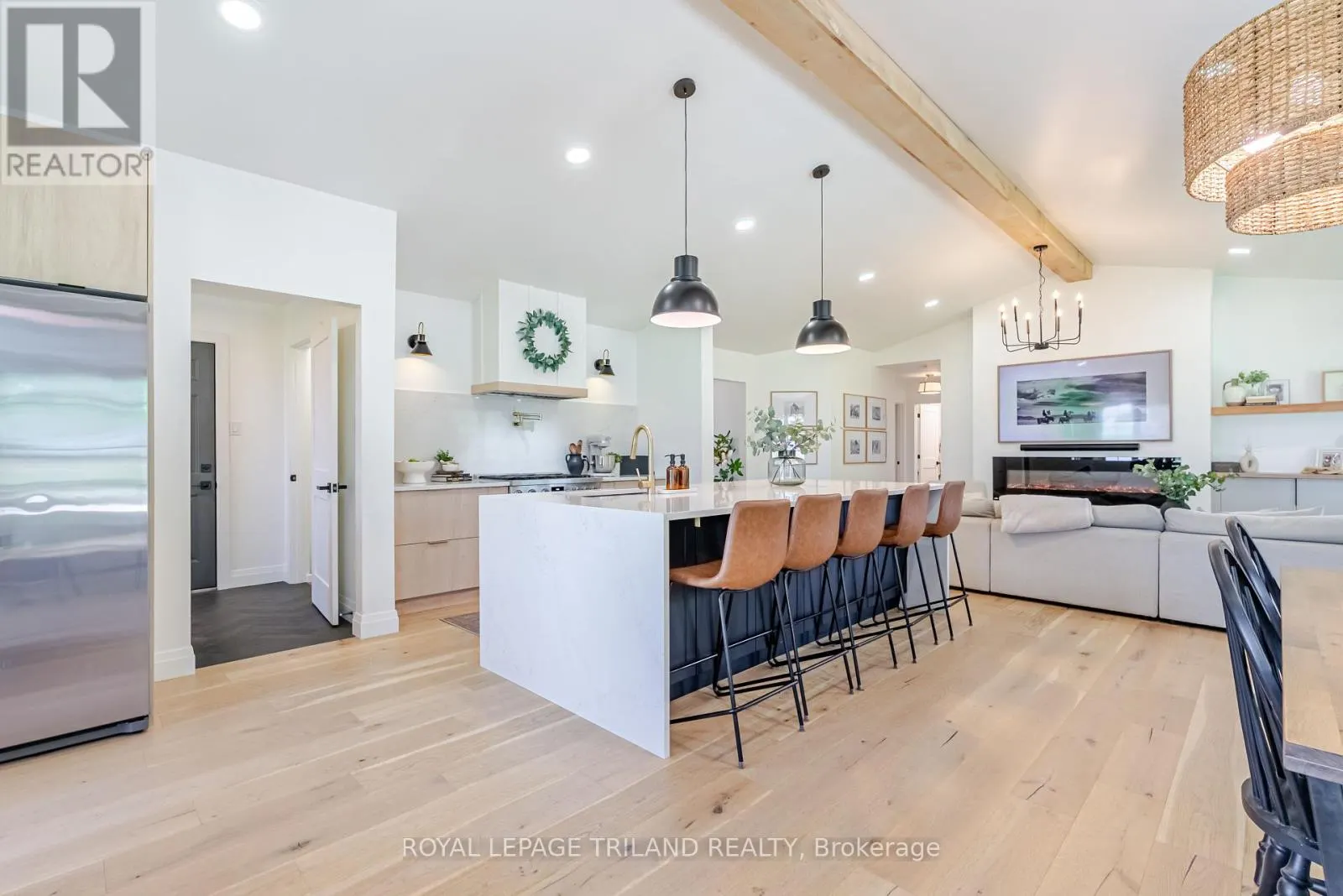 3921 ELGIN ROAD
