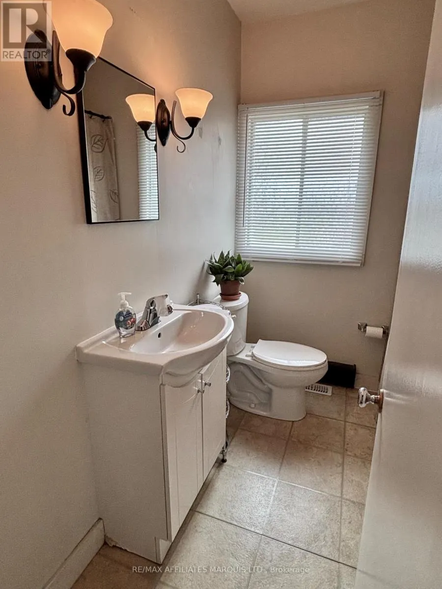 452 DOMINION ST STREET S