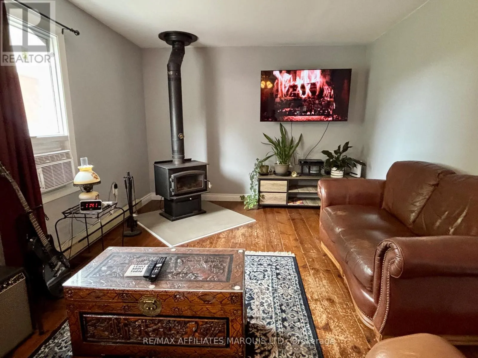 452 DOMINION ST STREET S