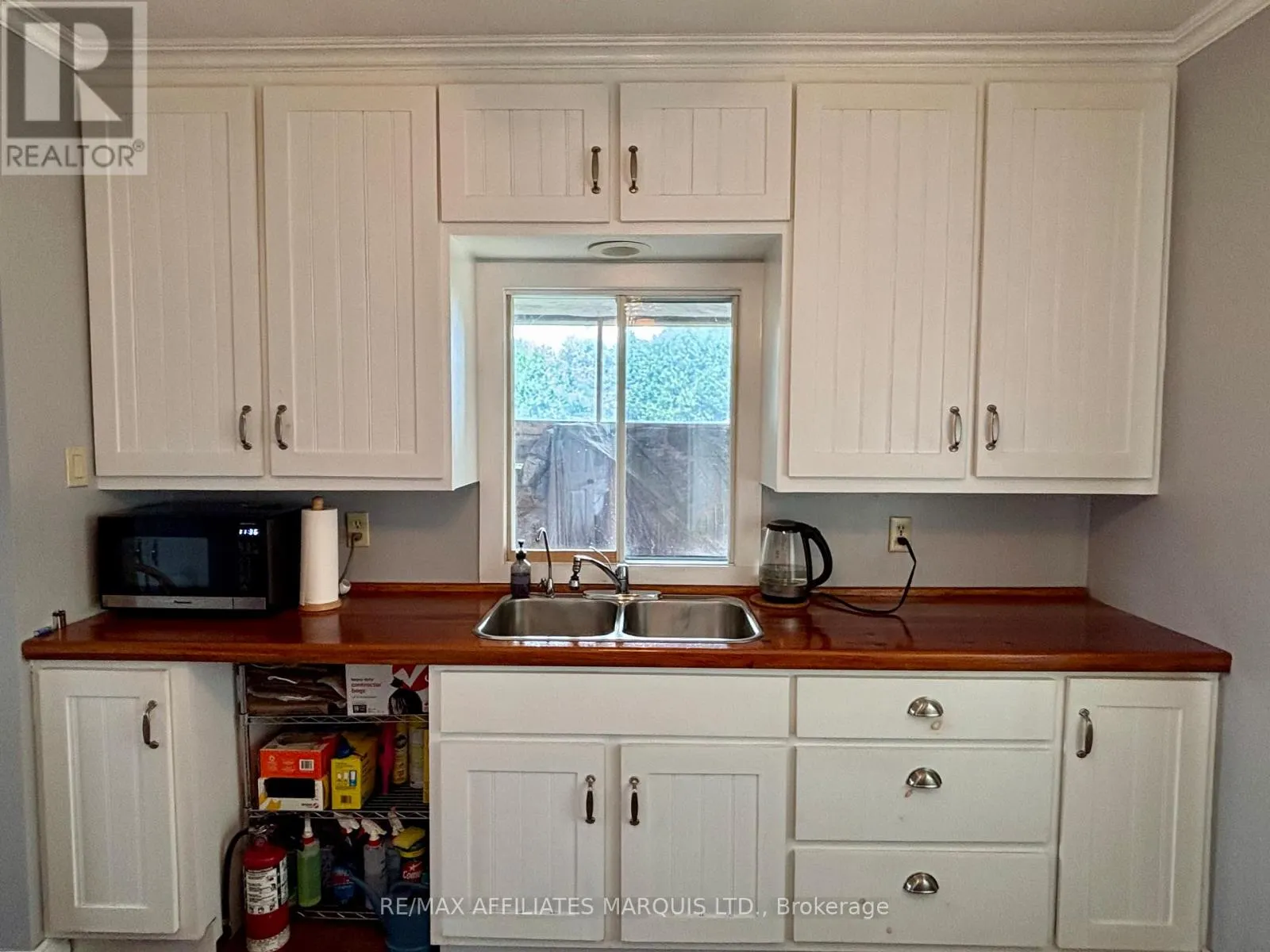 452 DOMINION ST STREET S