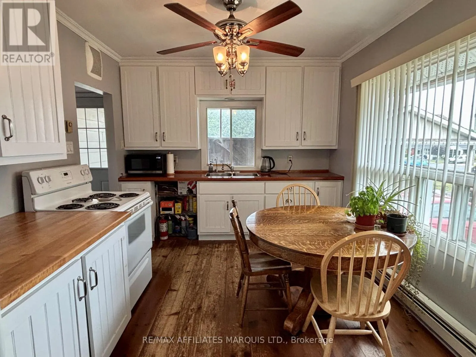 452 DOMINION ST STREET S