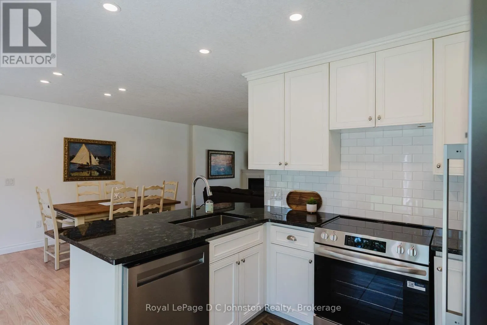 182 EMERALD DRIVE