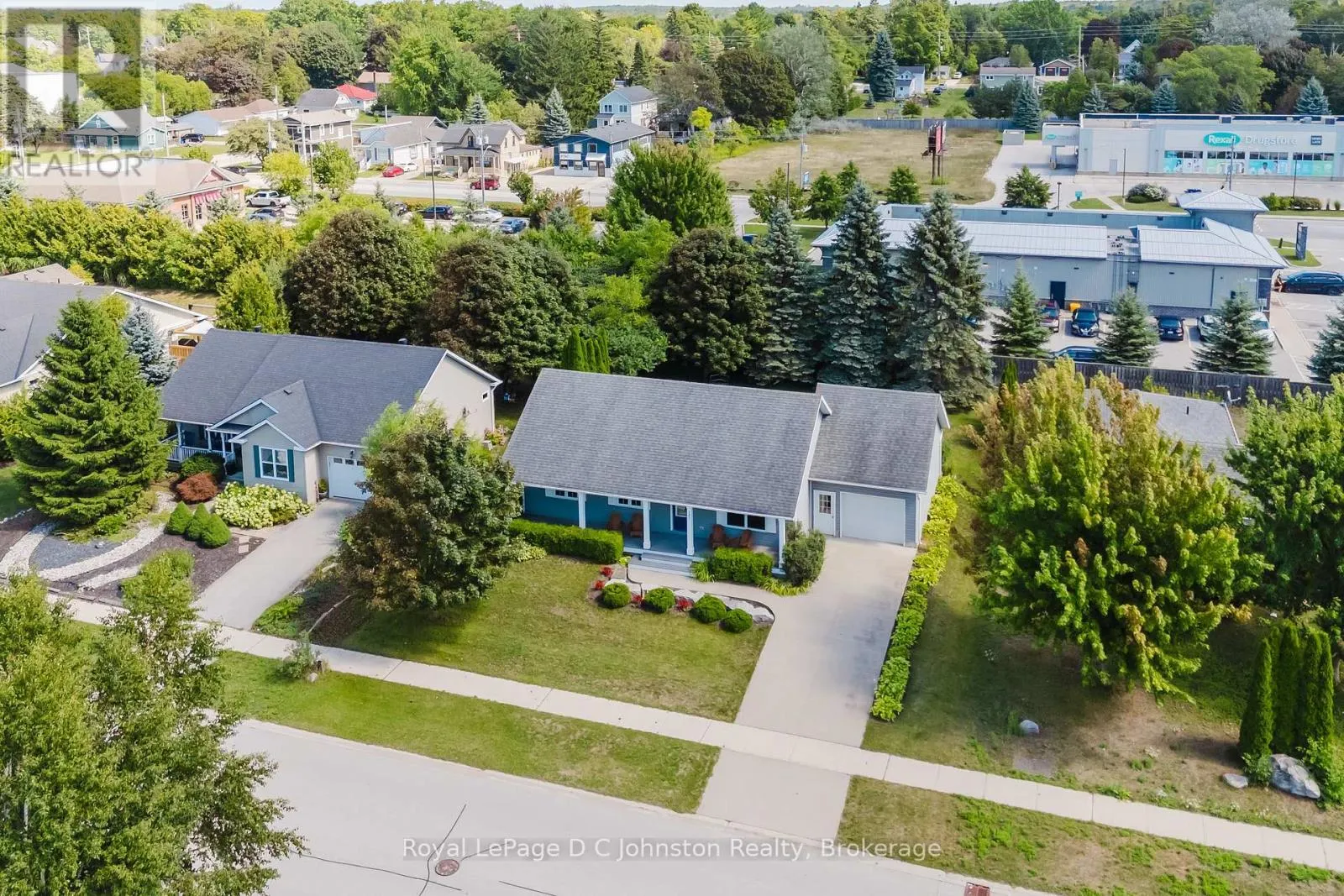 182 EMERALD DRIVE