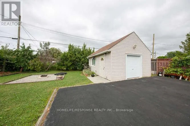 35 PARKDALE DRIVE