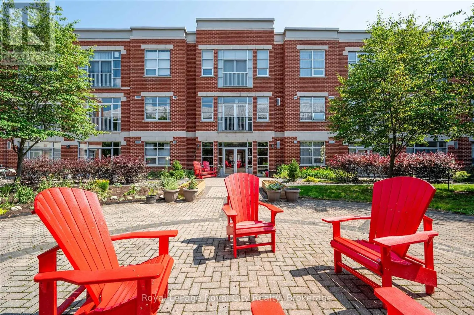 118 - 165 DUKE STREET E, #118
