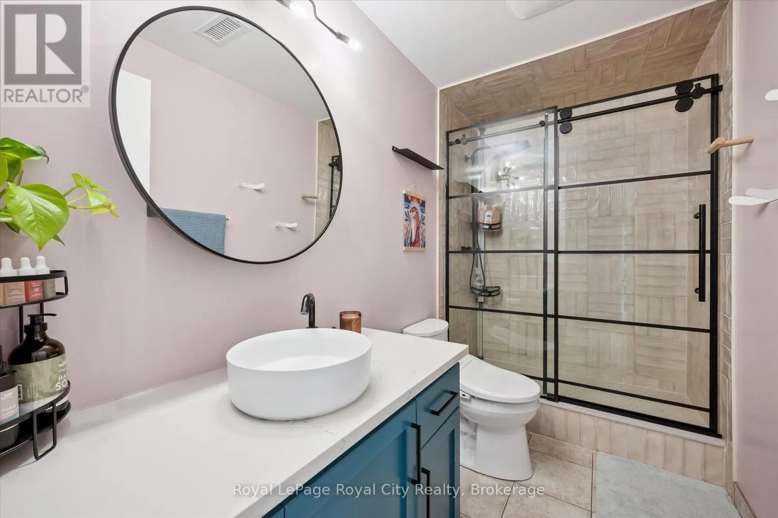 118 - 165 DUKE STREET E, #118