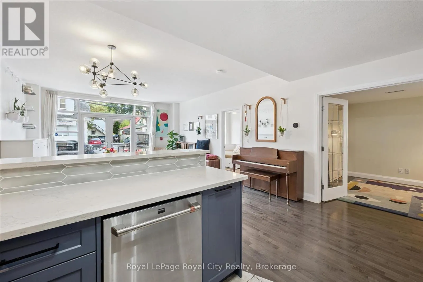 118 - 165 DUKE STREET E, #118