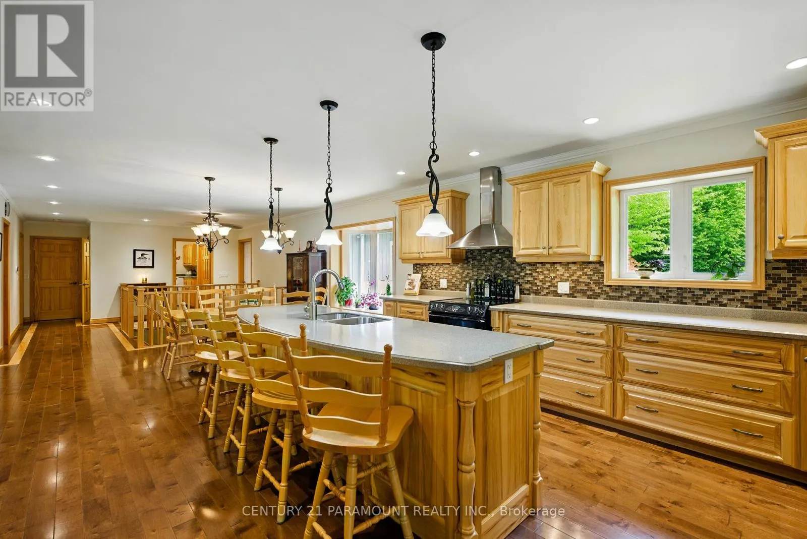 276 JEFFREY ROAD N