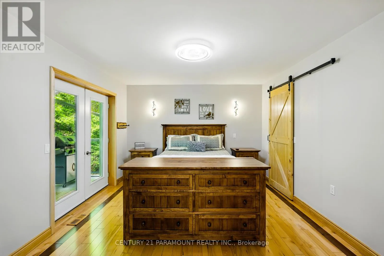 276 JEFFREY ROAD N
