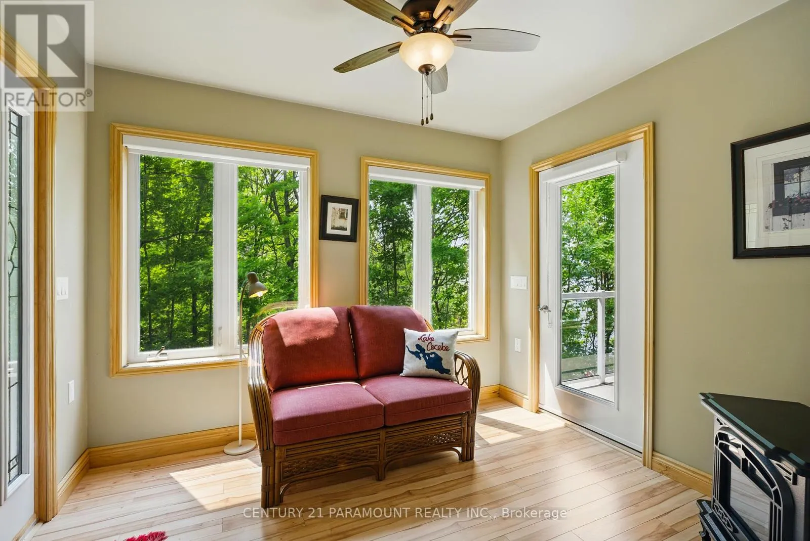 276 JEFFREY ROAD N