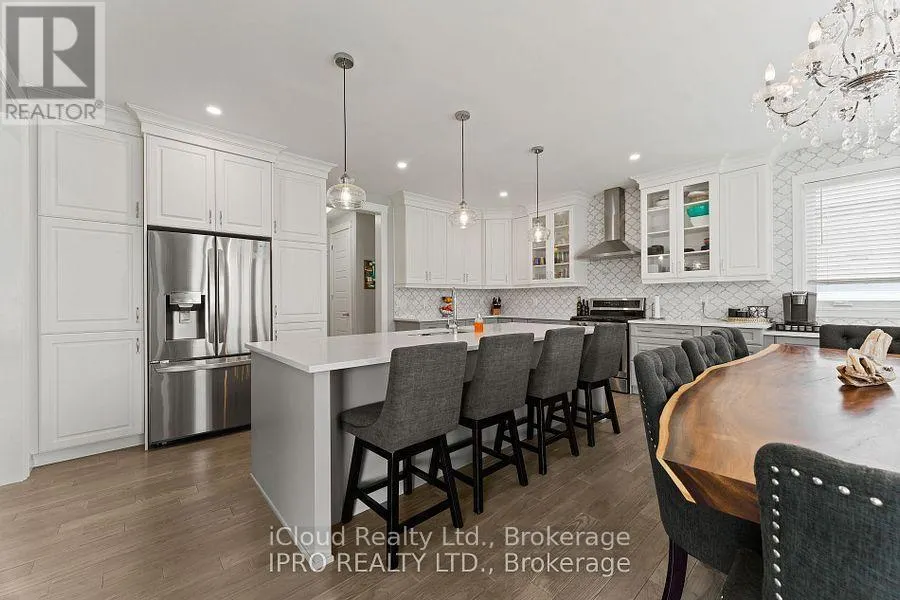 139 BLUE JAY CRESCENT