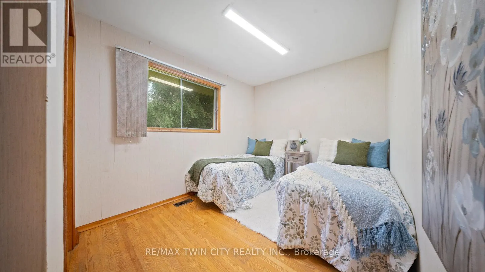 25 KENSINGTON AVENUE