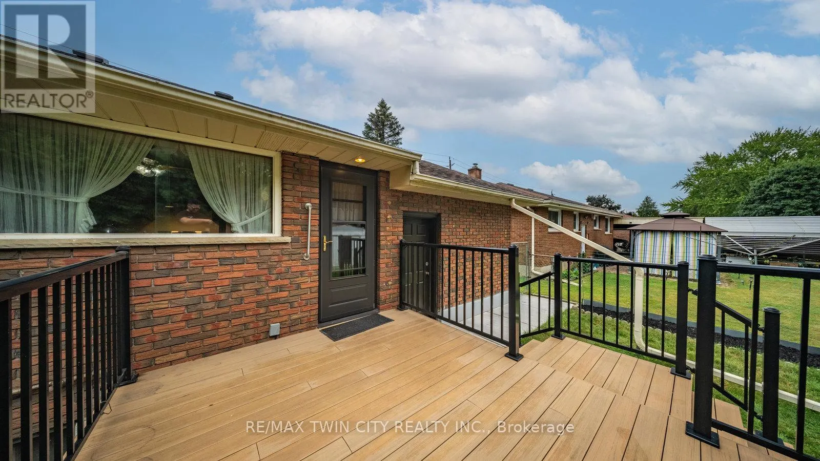 25 KENSINGTON AVENUE