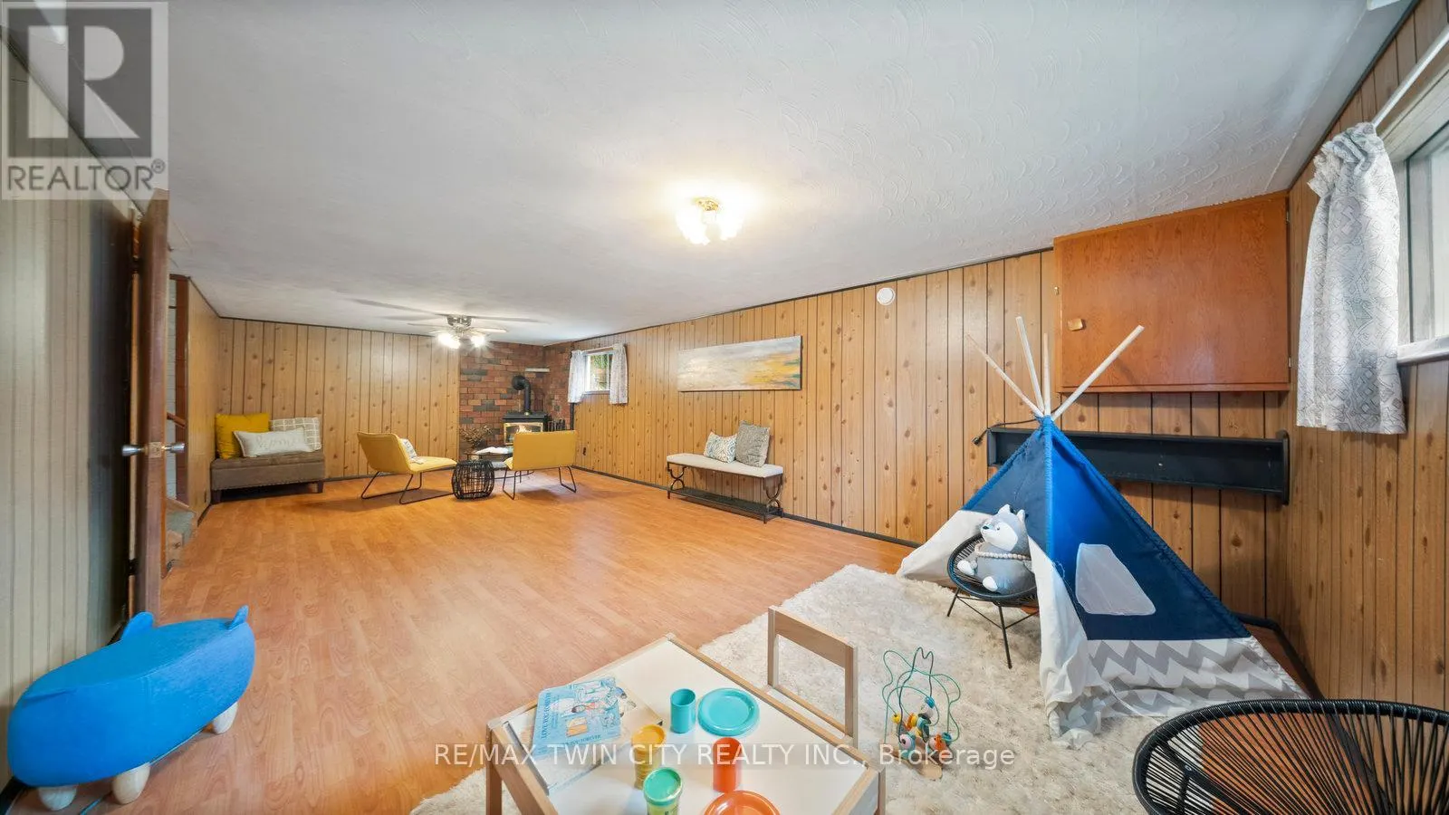 25 KENSINGTON AVENUE