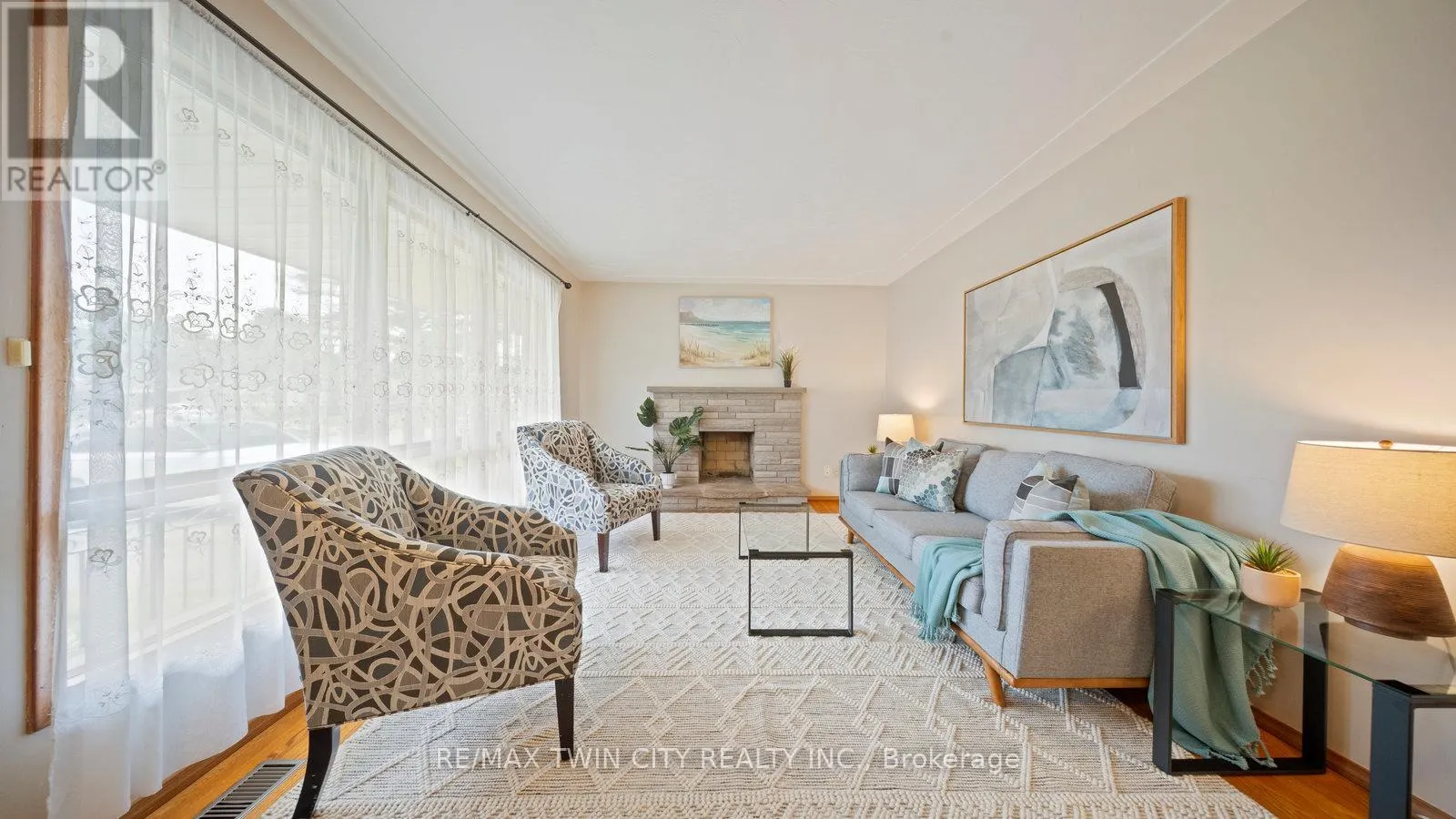 25 KENSINGTON AVENUE