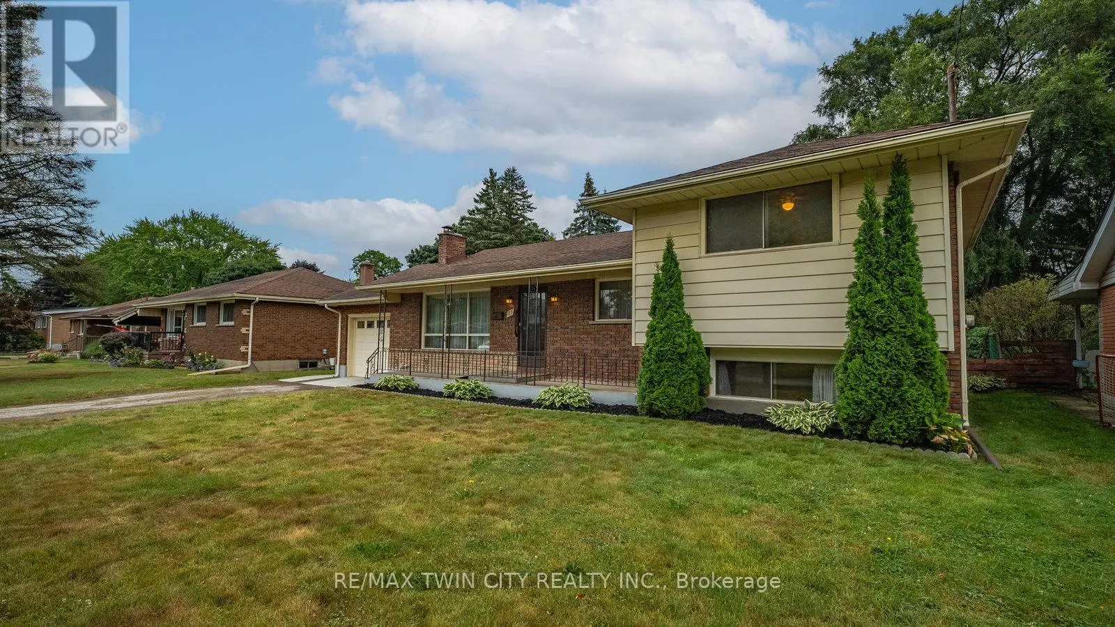 25 KENSINGTON AVENUE