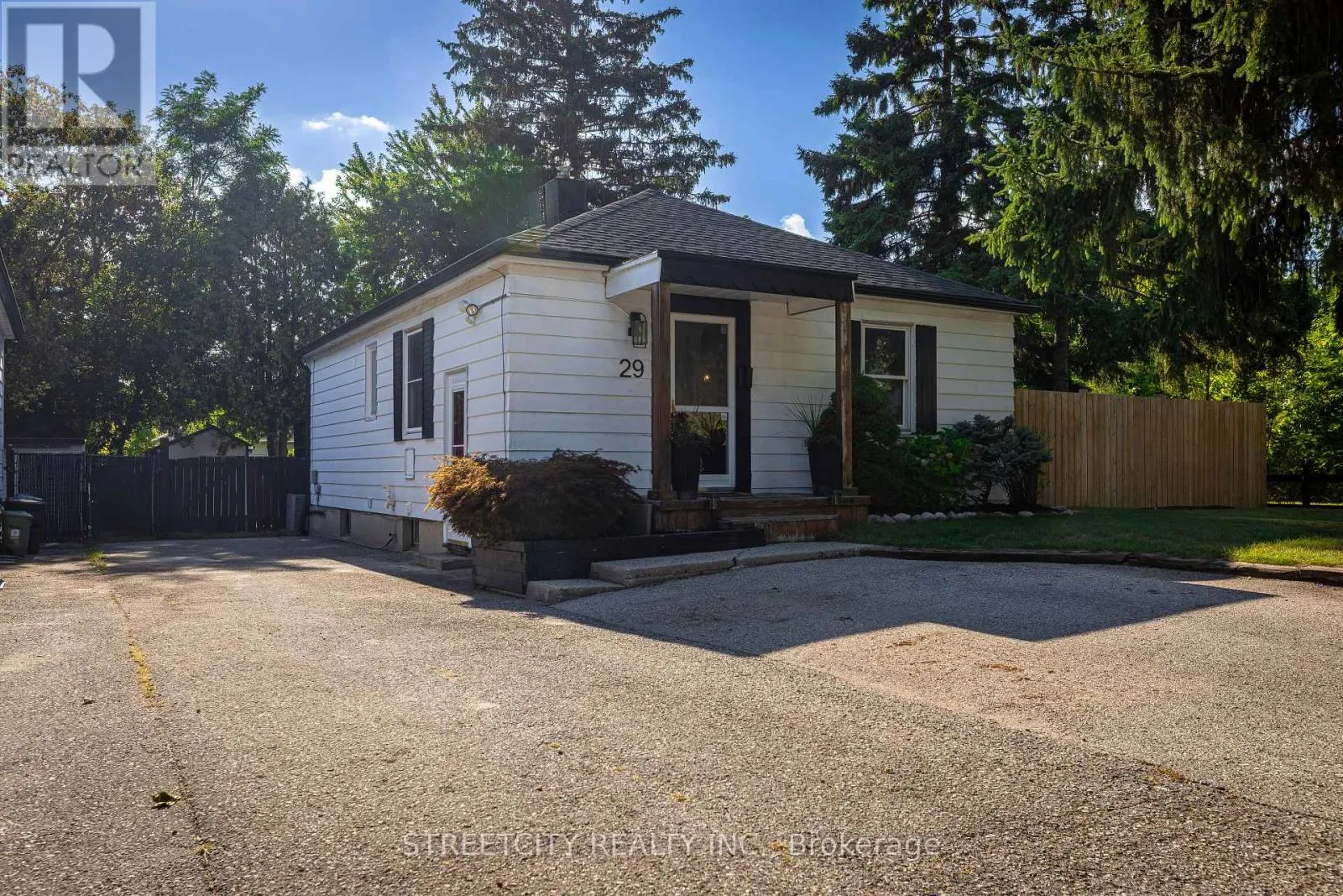 29 APELDOORN CRESCENT