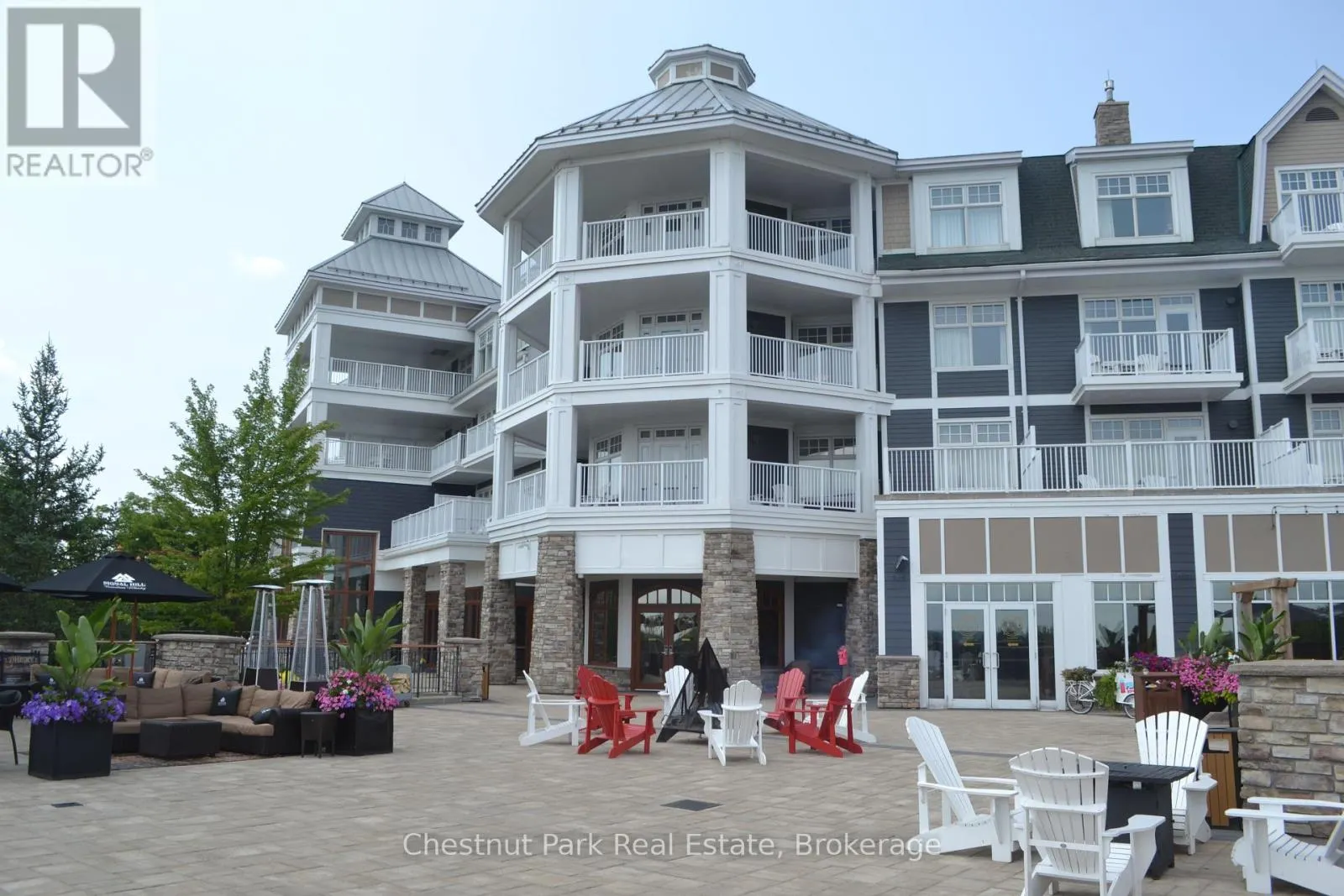 S243 - 1050 PAIGNTON HOUSE ROAD, #S243
