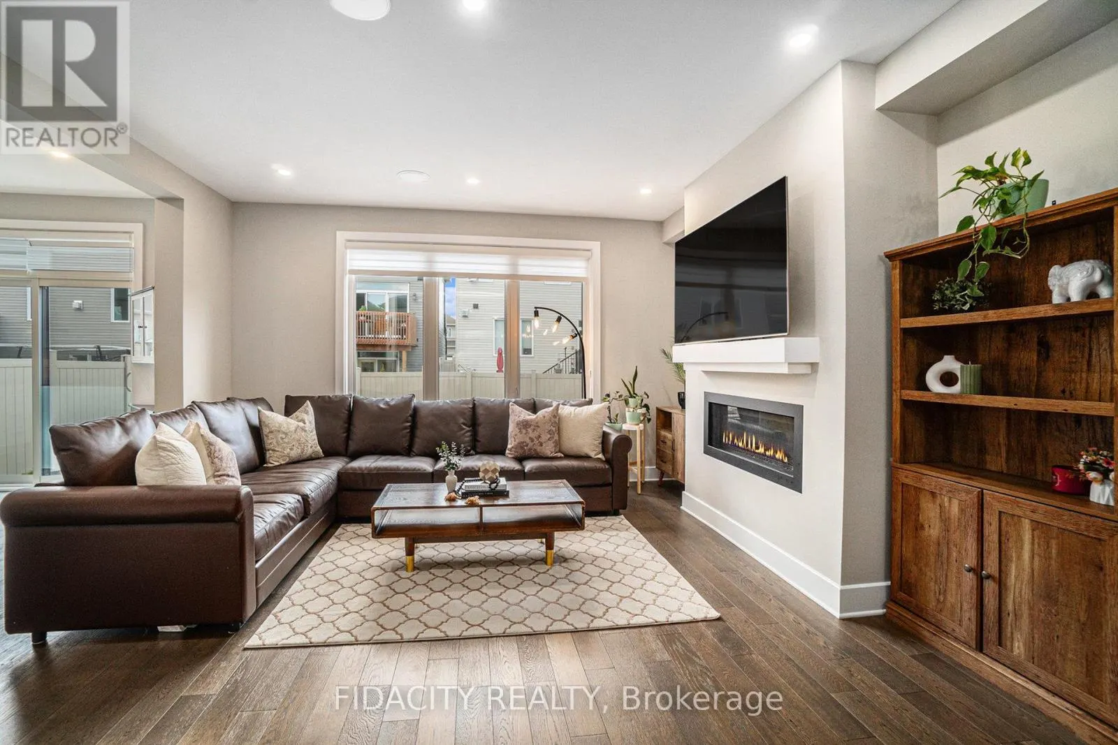 644 EAGLE CREST HEIGHTS