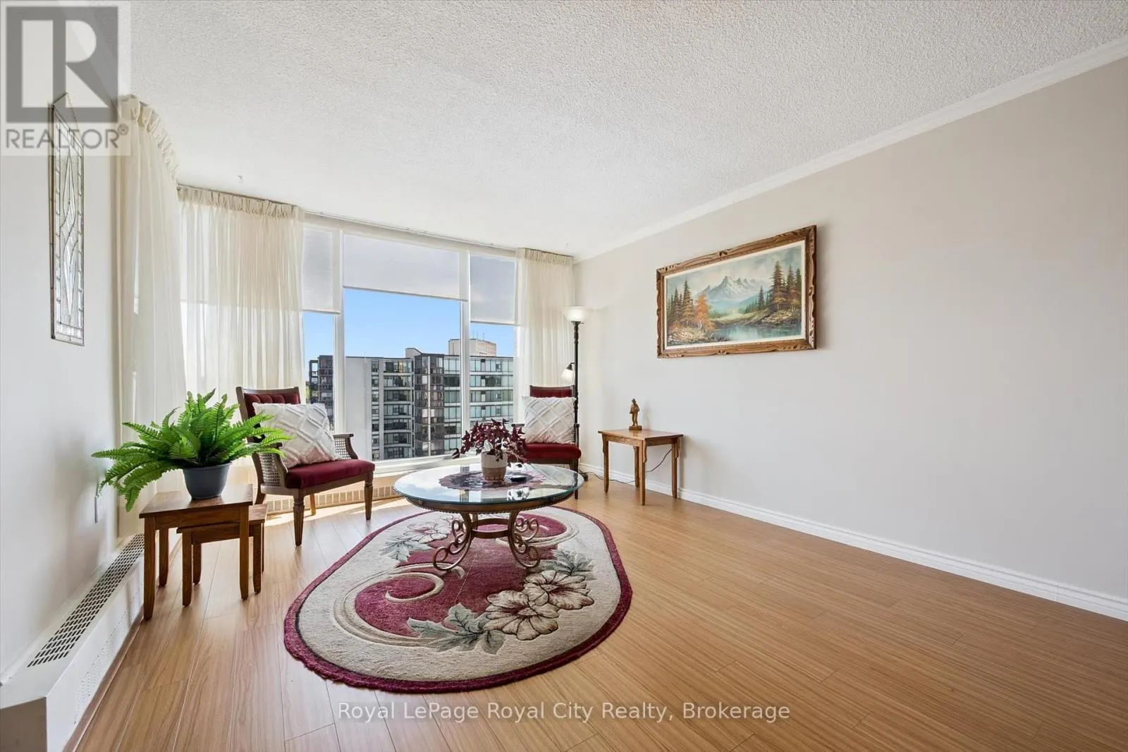 713 - 19 WOODLAWN ROAD E, #713