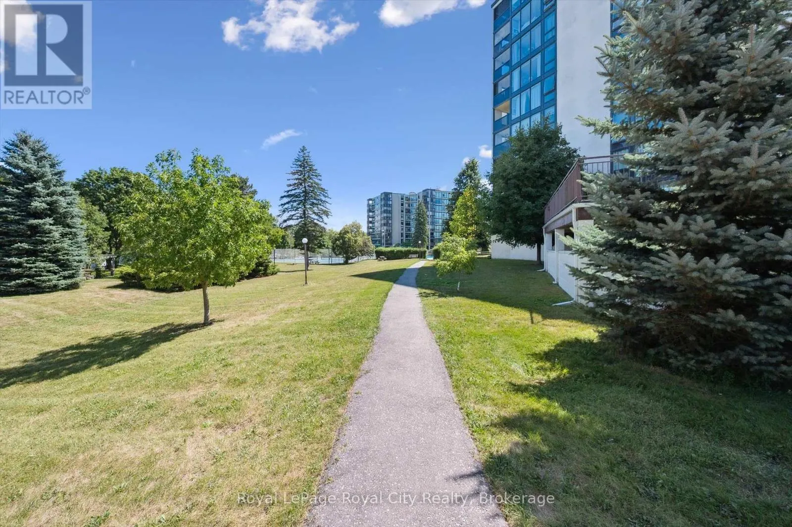 713 - 19 WOODLAWN ROAD E, #713