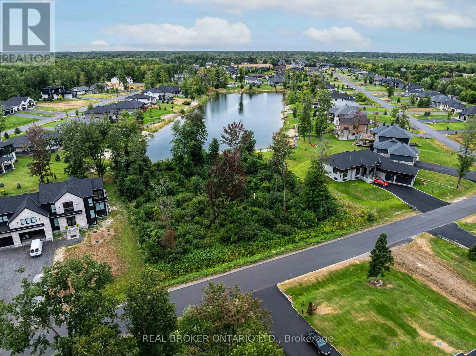 464 SHOREWAY DRIVE